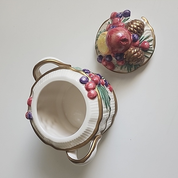 Fitz and Floyd Classics 1990 Winter Spice Christmas Sugar bowl with lid - Picture 6 of 8